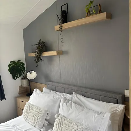 Kamp alanı Modern Two Bedroom On Seven Bays Near Padstow *