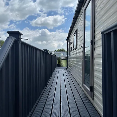 Modern Two Bedroom On Seven Bays Near Padstow Kamp alanı St Merryn